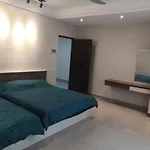 Orkid Apartment